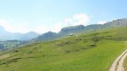 Archived webcam image showing Alpe di Siusi: Goldknopf on 19 Jun 2026 at 10:00
