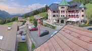 Archived webcam image showing Hotel Ansitz Jakoberhof St. Ulrich on 2 Aug 2026 at 14:05