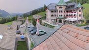 Archived webcam image showing Hotel Ansitz Jakoberhof St. Ulrich on 27 Aug 2026 at 14:46