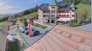 Archiviertes Webcam Bild: St. Ulrich/Gröden: Panoramablick am Hotel Ansitz Jakoberhof am 30.08.2026 um 16:39 Uhr