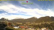 Archiviertes Webcam Bild: Gästehaus Almenrausch am 03.05.2026 um 08:07 Uhr