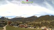 Archiviertes Webcam Bild: Gästehaus Almenrausch am 03.05.2026 um 10:07 Uhr