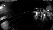 Archived webcam image showing Nürburgring: gas station Döttinger Höhe on 8 Oct 2026 at 02:21