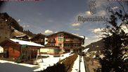 Archived webcam image showing Mittelberg, Hotel Alpenstueble on 5 Apr 2026 at 14:53
