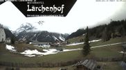 Archiviertes Webcam Bild: Lärchenhof Hotel, Mittelberg am 13.04.2026 um 12:55 Uhr