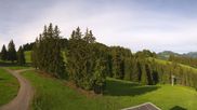 Archived webcam image showing top station gondola Ossi-Reichert on 4 Jun 2026 at 08:09