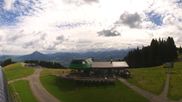 Archived webcam image showing top station gondola Ossi-Reichert on 6 Jul 2026 at 10:37