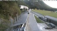 Archiviertes Webcam Bild: Eisarena Königssee: Blick auf die Bobbahn in Schönau am 15.08.2026 um 06:48 Uhr