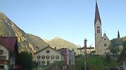 Archiviertes Webcam Bild: Holzgau: Blick von der Pension Knitel am 12.07.2026 um 06:21 Uhr