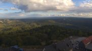 Archiviertes Webcam Bild: Panorama Großer Inselsberg - Trusetal-Brotterode am 10.10.2026 um 16:49 Uhr