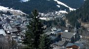 Archived webcam image showing Châtel village on 5 Apr 2026 at 12:01