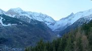 Archived webcam image showing Peisey Vallandry - Aerial cableway Vanoise Express on 8 Apr 2026 at 07:09