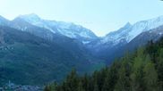 Archived webcam image showing Peisey Vallandry - Aerial cableway Vanoise Express on 1 May 2026 at 06:13