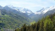 Archived webcam image showing Peisey Vallandry - Aerial cableway Vanoise Express on 21 May 2026 at 10:16