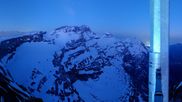 Archiviertes Webcam Bild: Peak Walk Hängebrücke Glacier 3000 am 28.05.2026 um 04:04 Uhr