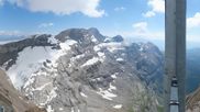 Archiviertes Webcam Bild: Peak Walk Hängebrücke Glacier 3000 am 12.07.2026 um 16:04 Uhr