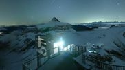 Archived webcam image showing Glacier 3000 Peak Walk on 11 Oct 2026 at 04:50