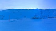 Archived webcam image showing Les Deux Alpes (top station chairlift Glacier) on 25 Oct 2026 at 07:00