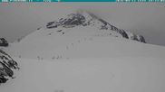 Archiviertes Webcam Bild: Stilfserjoch: Blick auf die Gletscherpisten am 12.04.2026 um 18:55 Uhr