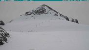 Archiviertes Webcam Bild: Stilfserjoch: Blick auf die Gletscherpisten am 12.04.2026 um 12:55 Uhr