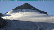 Archived webcam image showing Ski Slopes Stilfser Joch on 5 Jul 2026 at 06:49