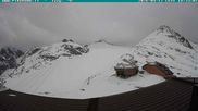 Archiviertes Webcam Bild: Trincerone: Blick auf den Gletscher am Stilfser Joch am 12.04.2026 um 18:51 Uhr