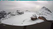 Archiviertes Webcam Bild: Trincerone: Blick auf den Gletscher am Stilfser Joch am 12.04.2026 um 12:57 Uhr