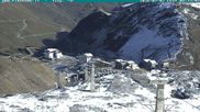 Archived webcam image showing Stilfserjoch Base Station on 2 Jul 2026 at 08:16