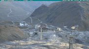 Archived webcam image showing Stilfserjoch Base Station on 1 Aug 2026 at 07:43