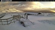 Archived webcam image showing Glencoe Mountain Ski Resort - Plateau Cafe on 13 Apr 2026 at 08:30