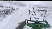 Archived webcam image showing Cairngorm Mountain Ski Resort - Gunbarrel Slope on 12 Apr 2026 at 12:39