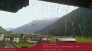 Archiviertes Webcam Bild: Blick auf Neustift und Serles im Stubaital am 12.04.2026 um 10:01 Uhr