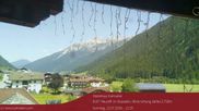 Archiviertes Webcam Bild: Blick auf Neustift und Serles im Stubaital am 12.07.2026 um 14:28 Uhr