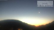 Archiviertes Webcam Bild: Wildschönau: Hotel Tirolerhof in Oberau am 12.07.2026 um 04:22 Uhr