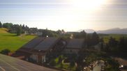 Archiviertes Webcam Bild: Hopfensee - Blick Richtung Skigebiet Reutte-Hahnenkamm am 28.05.2026 um 08:35 Uhr