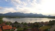 Archiviertes Webcam Bild: Hopfensee - Blick Richtung Skigebiet Reutte-Hahnenkamm am 26.08.2026 um 18:07 Uhr
