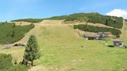 Archiviertes Webcam Bild: Skigebiet Reinswald: Pfnatsch Piste und Restaurant am 26.08.2026 um 12:41 Uhr