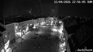 Archiviertes Webcam Bild: Stadtplatz in Traunstein am 13.04.2026 um 00:10 Uhr