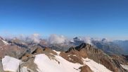 Archiviertes Webcam Bild: Pitztaler Gletscher: Bergstation Wildspitzbahn mit Café am 12.07.2026 um 08:42 Uhr