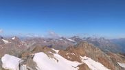 Archiviertes Webcam Bild: Pitztaler Gletscher: Bergstation Wildspitzbahn mit Café am 12.07.2026 um 10:42 Uhr