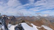 Archiviertes Webcam Bild: Pitztaler Gletscher: Bergstation Wildspitzbahn mit Café am 21.09.2026 um 12:27 Uhr