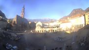 Archiviertes Webcam Bild: Bozen - Panorama Waltherplatz am 26 Feb 2026 um 08:28 Uhr