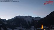 Archiviertes Webcam Bild: Innervillgraten - Blick Richtung Dorf am 26 Feb 2026 um 18:04 Uhr