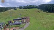 Archiviertes Webcam Bild: Grebenzen: Blick auf Sessellift und Piste am 26.08.2026 um 14:10 Uhr