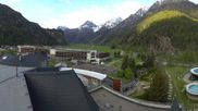 Archived webcam image showing View of Aqua Dome, Tyrol on 4 May 2026 at 07:03