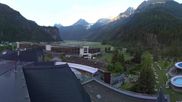 Archiviertes Webcam Bild: Längenfeld: Blick auf Aqua Dome am 28.05.2026 um 06:42 Uhr