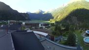 Archiviertes Webcam Bild: Längenfeld: Blick auf Aqua Dome am 12.07.2026 um 07:39 Uhr