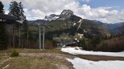 Archived webcam image showing Loser - Sandling Chair Lift on 15 Apr 2026 at 14:12