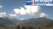 Archiviertes Webcam Bild: Rasen Dorf mit Blick Richtung Kronplatz am 17.04.2026 um 10:41 Uhr