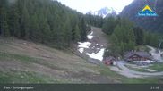 Archiviertes Webcam Bild: Fiss: Blick auf die Schöngampalm am 28.05.2026 um 01:51 Uhr
